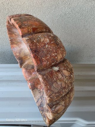 Acquasantiera in  marmo  scultura a forma di conch