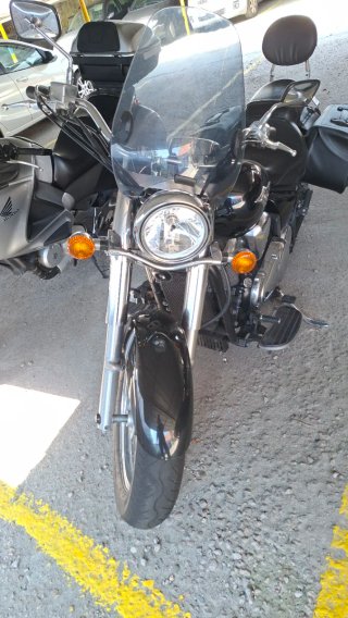 Kawasaki VN900 Classic Negra