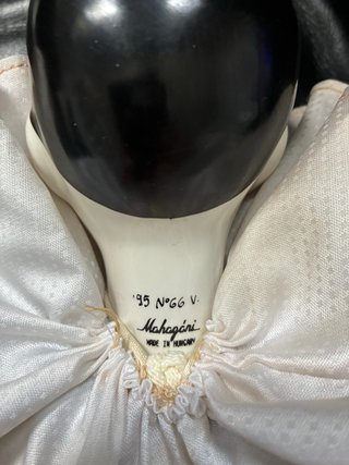 Muñeca de porcelana Arlequín