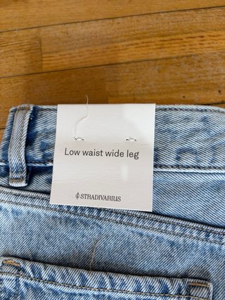 Pantalones Stradivarius con brillos