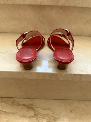 Sandalias Lottusse Piel Rojo T38 Medio tacón.