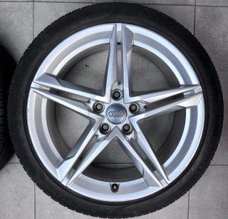 LLANTAS AUDI 18 ORIGINALES CON NEUMÁTICOS