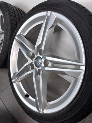 LLANTAS AUDI 18 ORIGINALES CON NEUMÁTICOS