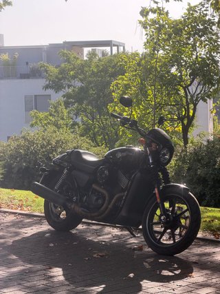 Harley Davidson Street 750 Negra
