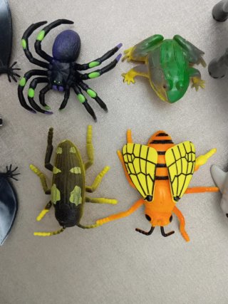 Lote animales de juguete: murciélago, araña, etc.