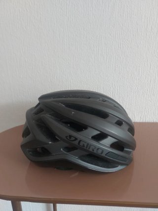 Casco giro agilis
