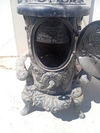 Chimenea de hierro  escucho ofertas