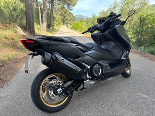 Yamaha T-Max 560 Tech Max 7500Km