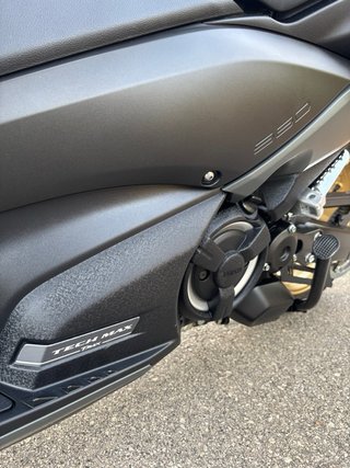 Yamaha T-Max 560 Tech Max 7500Km