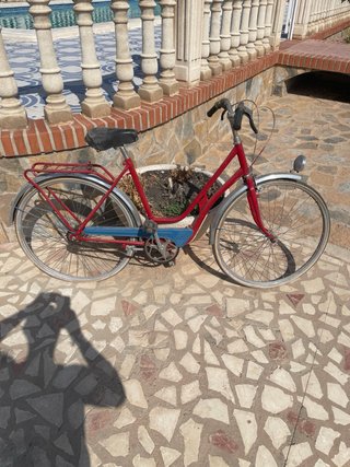 Bicicleta BH antigua para restaurar
