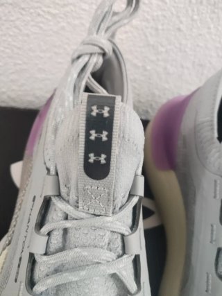 Zapatillas Under Armour hovr Phantom 3 se. T 38,5