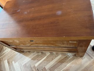 Mesa TV madera con cajón