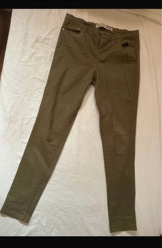 Pantalón verde oliva
