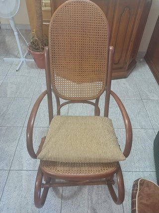 MECEDORA COMODA Y RESINTENTE (SIN USO)