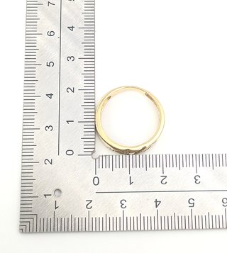 Anillo de oro de 18k circonitas, 3.14 g, T-17.
