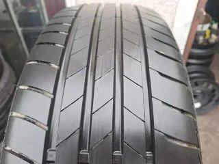 215 60 R17 96H Bridgestone - 1 neumático Km.0