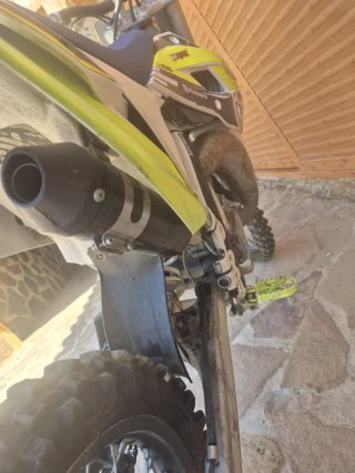 Moto huqsvarna tc 85 cc motor hecho con 2 horas