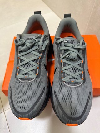 Nike vomero 18 nuevas , talla 42.5