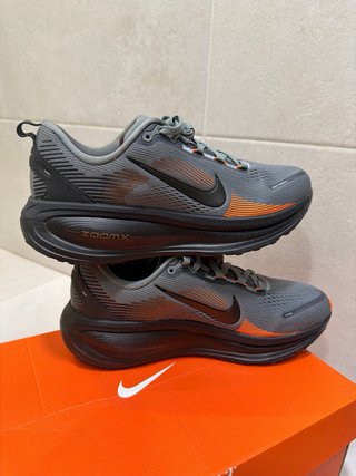 Nike vomero 18 nuevas , talla 42.5