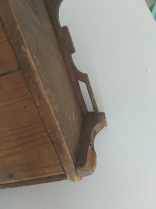 Armario de juguete antiguo