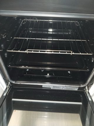 Cocina de gas blanca