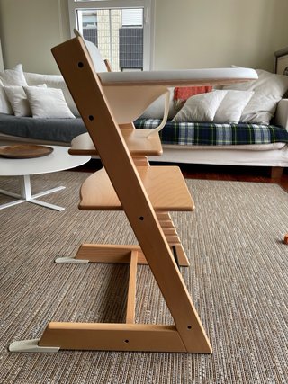 Stokke Trona Trip Trap con bandeja