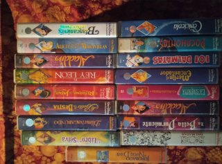 Películas en VHS y DVDs