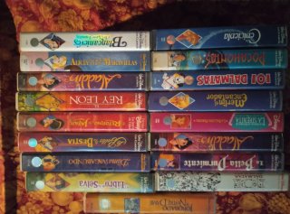 Películas en VHS y DVDs