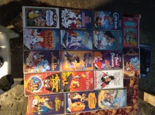 Películas en VHS y DVDs