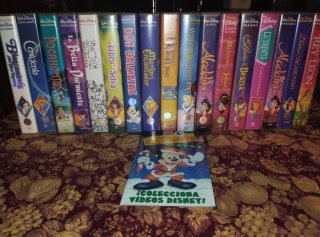 Películas en VHS y DVDs