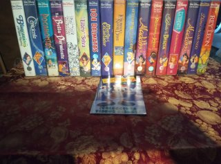Películas en VHS y DVDs