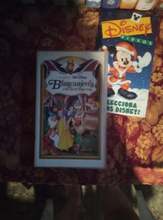 Películas en VHS y DVDs