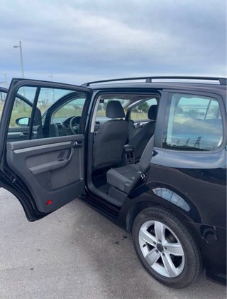 Volkswagen Touran 2011
