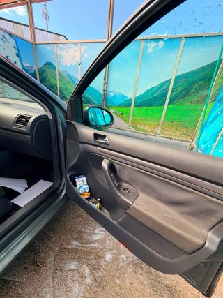 Volkswagen Golf 2004