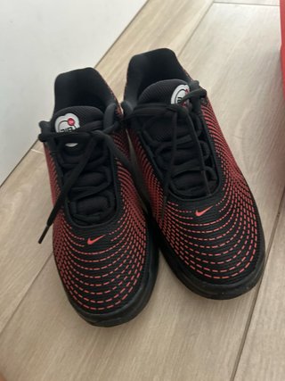 Zapatillas Nike Air Max Negras y Rojas