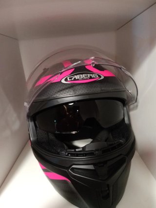 Casco de moto Caberg negro y rosa