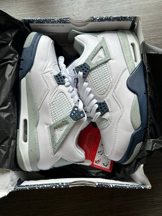Nike Jordan 4