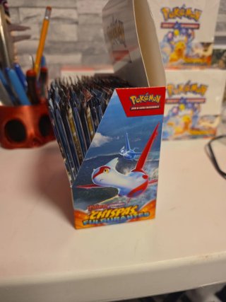 Sobre Pokémon Chispas Fulgurantes