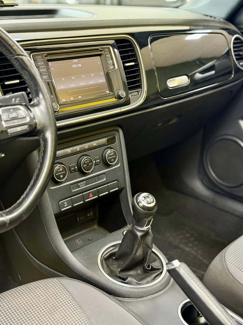 Volkswagen Beetle 2.0 TDI Design 2016, foto 10