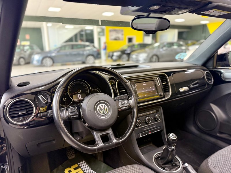 Volkswagen Beetle 2.0 TDI Design 2016, foto 12