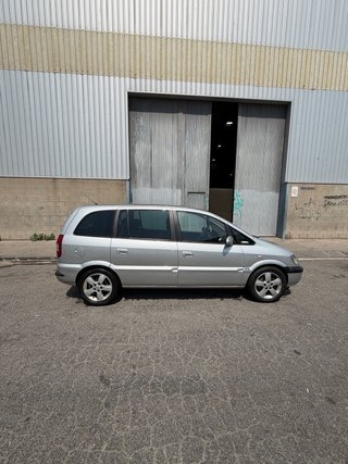 Opel Zafira 2004