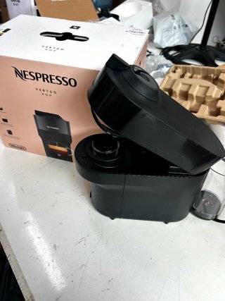 Cafetera Nespresso Vertuo Pop Negra