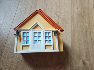 Casa de campo Playmobil con figuras