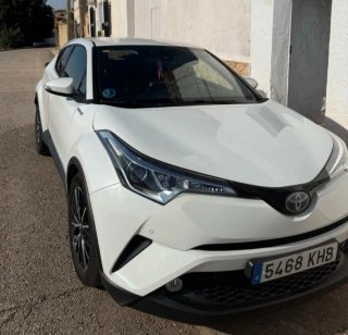 #Coche  Toyota C-HR Hybrid 1.8 HSD 122 CV año 2018