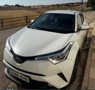 #Coche  Toyota C-HR Hybrid 1.8 HSD 122 CV año 2018