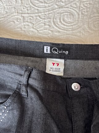 Pantalón gris talla 44