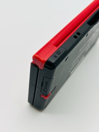 Nintendo DSi XL Super Mario Bros. 25th