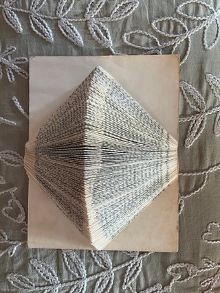 Libro de arte plegado romboide para despacho hogar