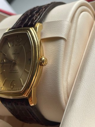 Reloj omega de oro automático