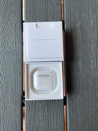 Airpods 4 con ANC